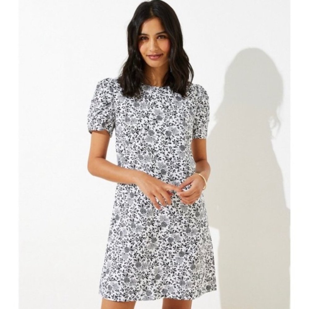 NWT LOFT Floral Ruched Short Sleeve Mini Shift Dress 14